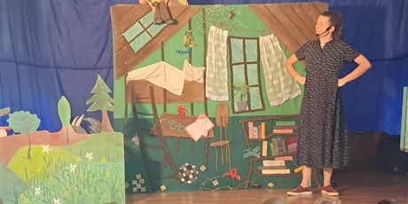 Powiększ grafikę: czarek-w-swiecie-bajek-wystep-teatru-obiezyswiat-651651.jpg