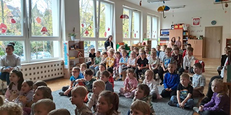 Powiększ grafikę: czarek-w-swiecie-bajek-wystep-teatru-obiezyswiat-651658.jpg