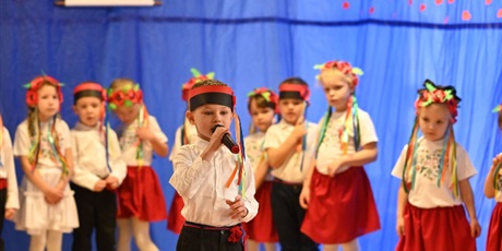 Powiększ grafikę: dzien-niepodleglosci-w-przedszkolu-569736.jpg