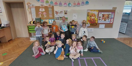 Powiększ grafikę: jesien-w-grupie-pszczolki-649281.jpg