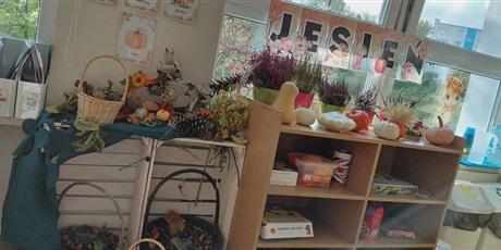 Powiększ grafikę: jesien-w-grupie-pszczolki-649282.jpg