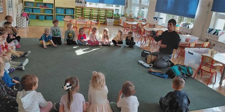 Powiększ grafikę: jesien-w-grupie-pszczolki-649283.jpg