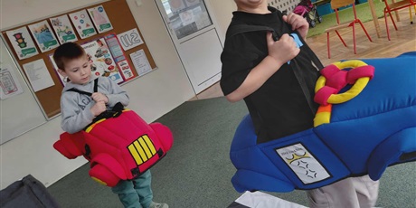 Powiększ grafikę: jesien-w-grupie-pszczolki-649287.jpg