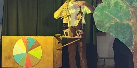 Powiększ grafikę: kiedys-to-byly-czasy-wystep-teatru-obiezyswiat-614944.jpg