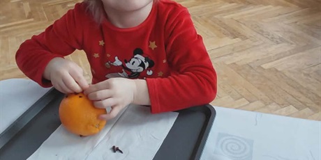 Powiększ grafikę: swiateczny-dzien-w-przedszkolu-wszystkie-grupy-668778.jpg