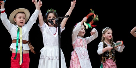 Powiększ grafikę: tropiciele-na-konkursie-piosenki-dzieci-spiewaja-o-gdansku-55406.jpg