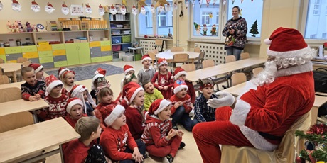 Wizyta Świętego Mikołaja w klasie 0c