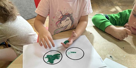 Powiększ grafikę: wrzesien-w-grupie-zabki-648425.jpg